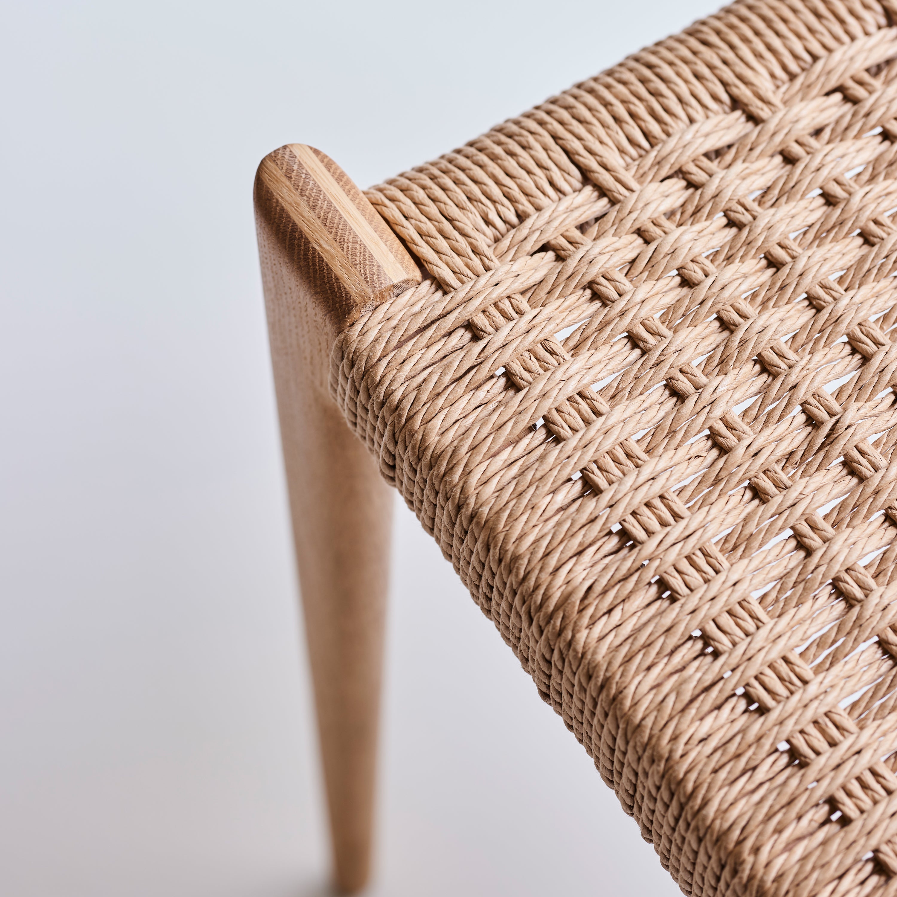 Pia Chair